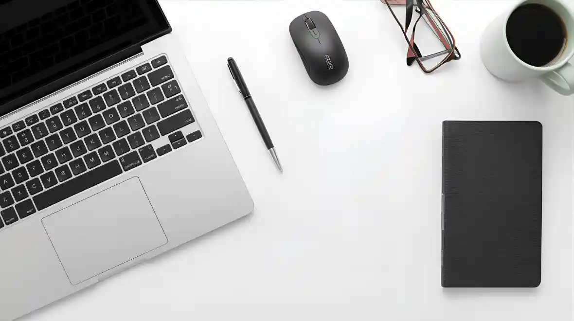 Smart and Stylish Unisex Gifts for Work and Office unisex corporate office gift ideas for coworkers